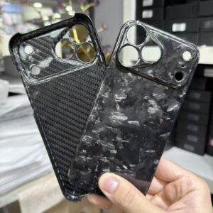 Suitable For 17 Pro Max Carbon Fiber Phone Case With Precision Holes, Business-Style Forged Texture Protective Cover